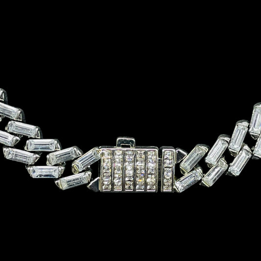 Luxury Baguette-Cut Iced Chain Necklace – Diamond Shine Edition