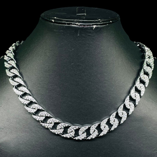 Iced out Top Arrow Pendant with Chain Hip Hop Luxe Set White Gold Polish