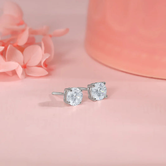 Radiant Round-Cut Solitaire Stud Earring – Classic Sparkle