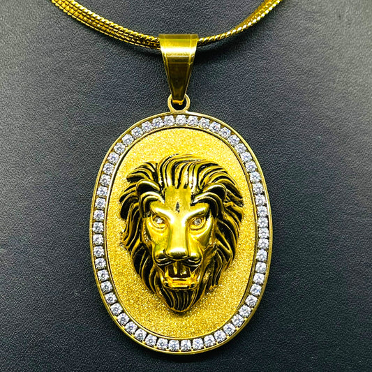 Regal Lion Head Pendant Necklace – Gold Oval Frame with CZ Accents