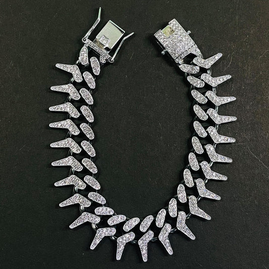 Iced Out Arrow Link Bracelet – Unique Designer Edition